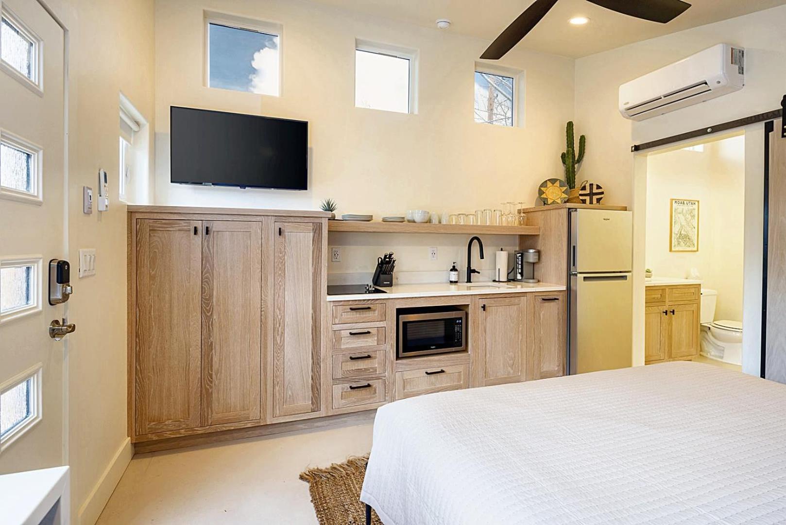 Downtown Kokopelli West 7 - Newly Remodeled Stylish Studio モアブ エクステリア 写真